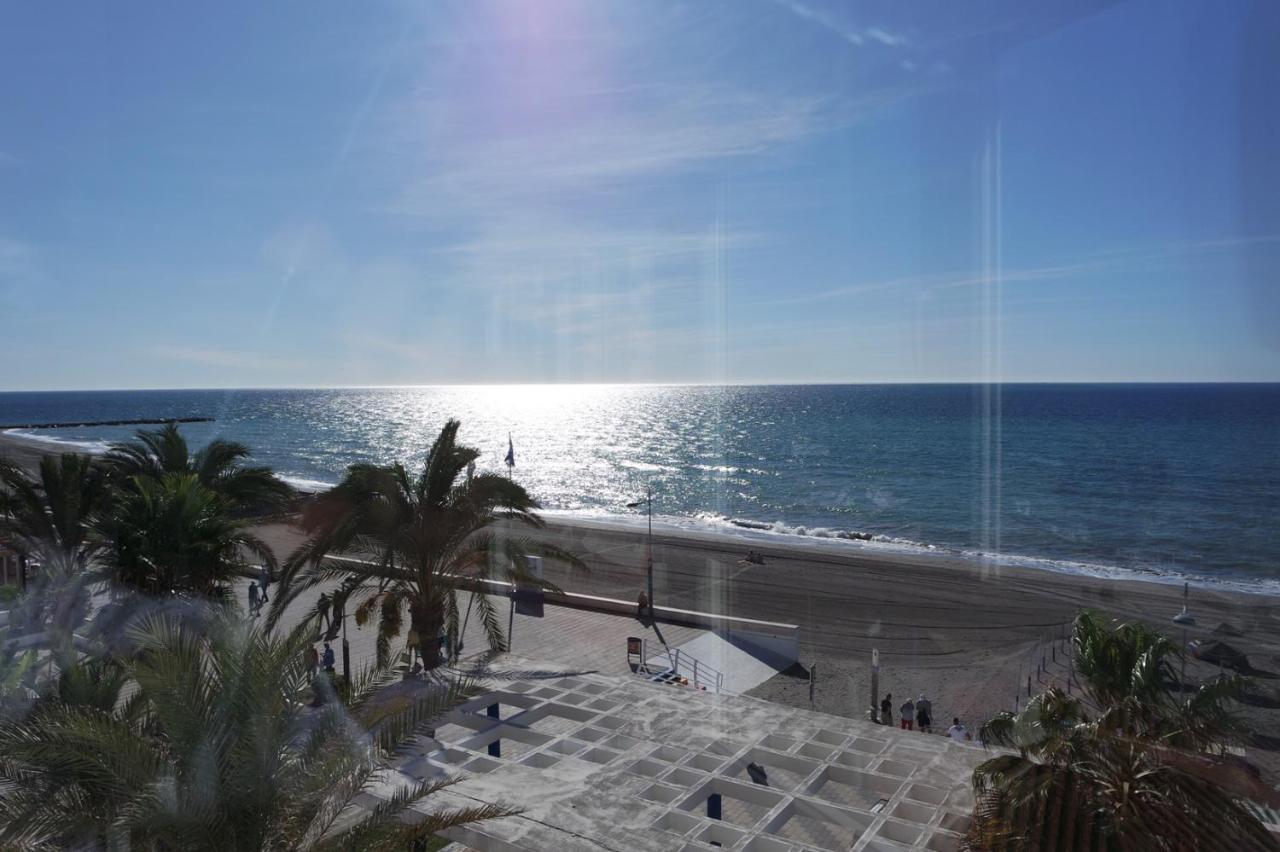 Beachfront 82 Торрокс-Коста Экстерьер фото